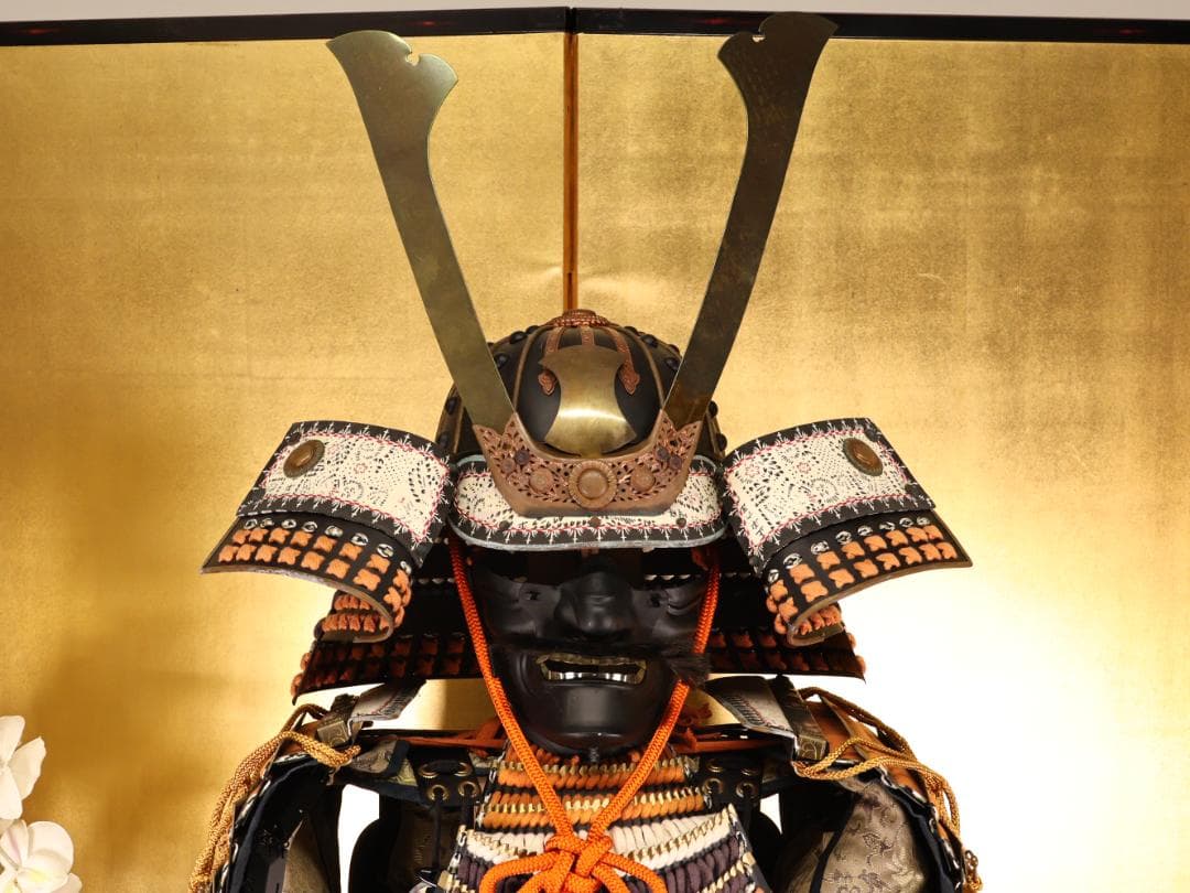 BY02　甲冑　具足　黒胴当世素掛 緋縅　鎧櫃付き　等身大　現代鎧　兜　武具