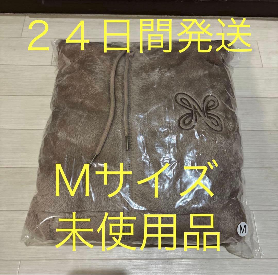 NiziU パーカー Mサイズ NiziU “NEW EvoNUtion”