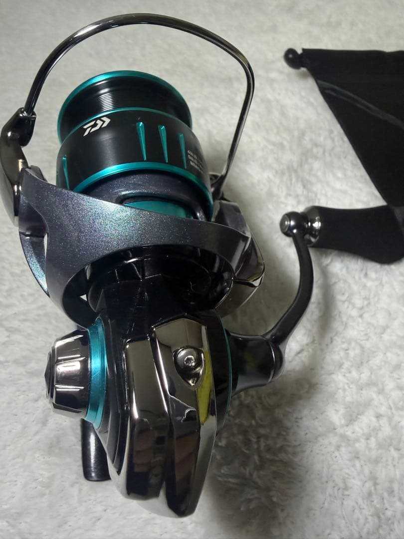 美品　ダイワ23エメラルダスRX FC LT 2500S OH済みフルベアリング