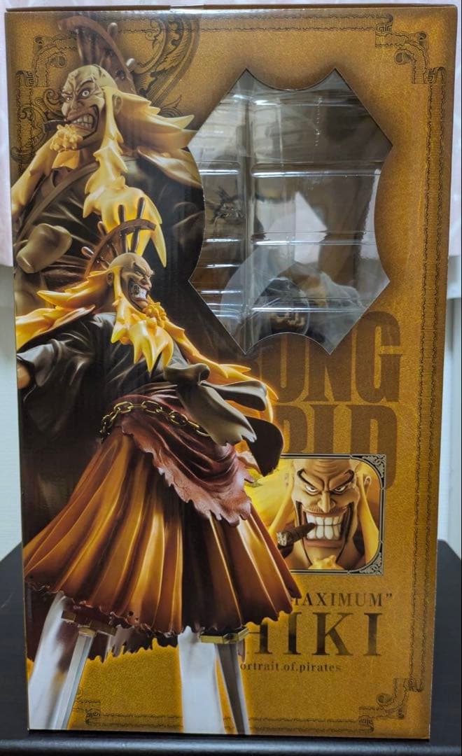 ワンピース　POP MAXIMUMストロングエディション　金獅子のシキ