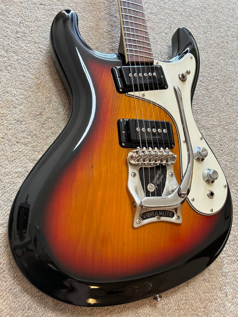 ■モズライトギター Mosrite of California 演奏動画あり！