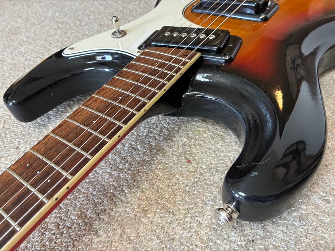 ■モズライトギター Mosrite of California 演奏動画あり！