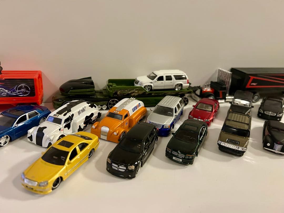 Maisto製 1/18スケール ホットウィール ミニカー フォルクスワーゲン