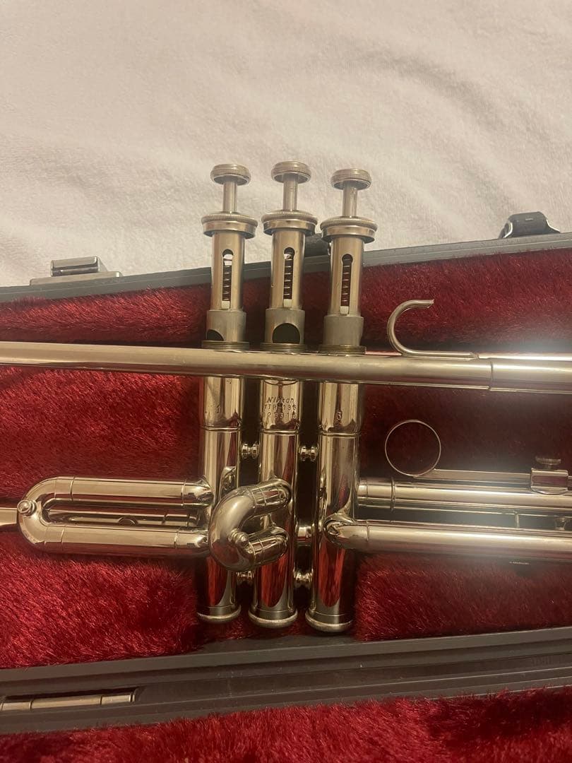 Nikkan YTR136トランペット 本体 ケース付き