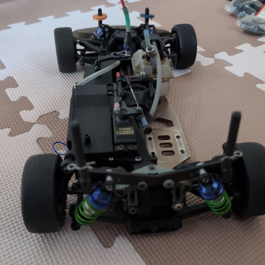 京商FW-05R(ほぼRR仕様)ラジコンカー パーツ多数