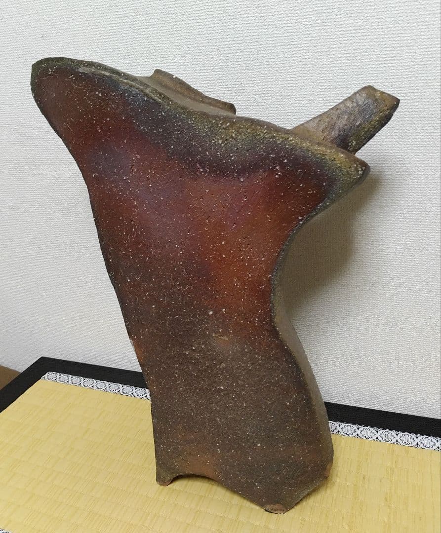 ◇陶芸美術　今野春雄　 56cm高　備前焼　 水差し形 花器 大形花瓶