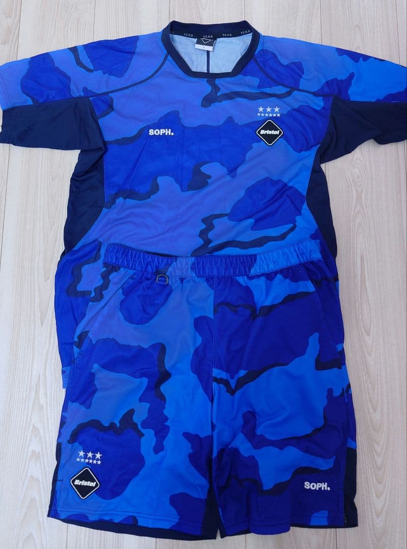 FC　Bristol カモフ柄　上下　Lサイズ　セットアップ