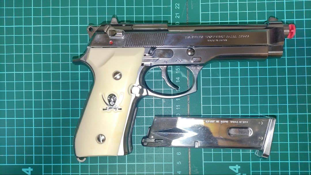 枯*花様 東京マルイガスブローバック M92F クロームステンレスモデルセット