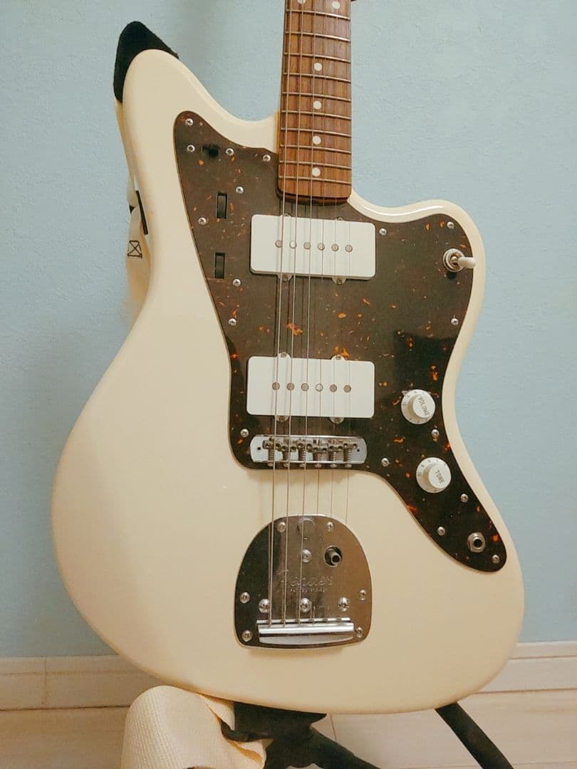 ギター Fender Japan Jazzmaster