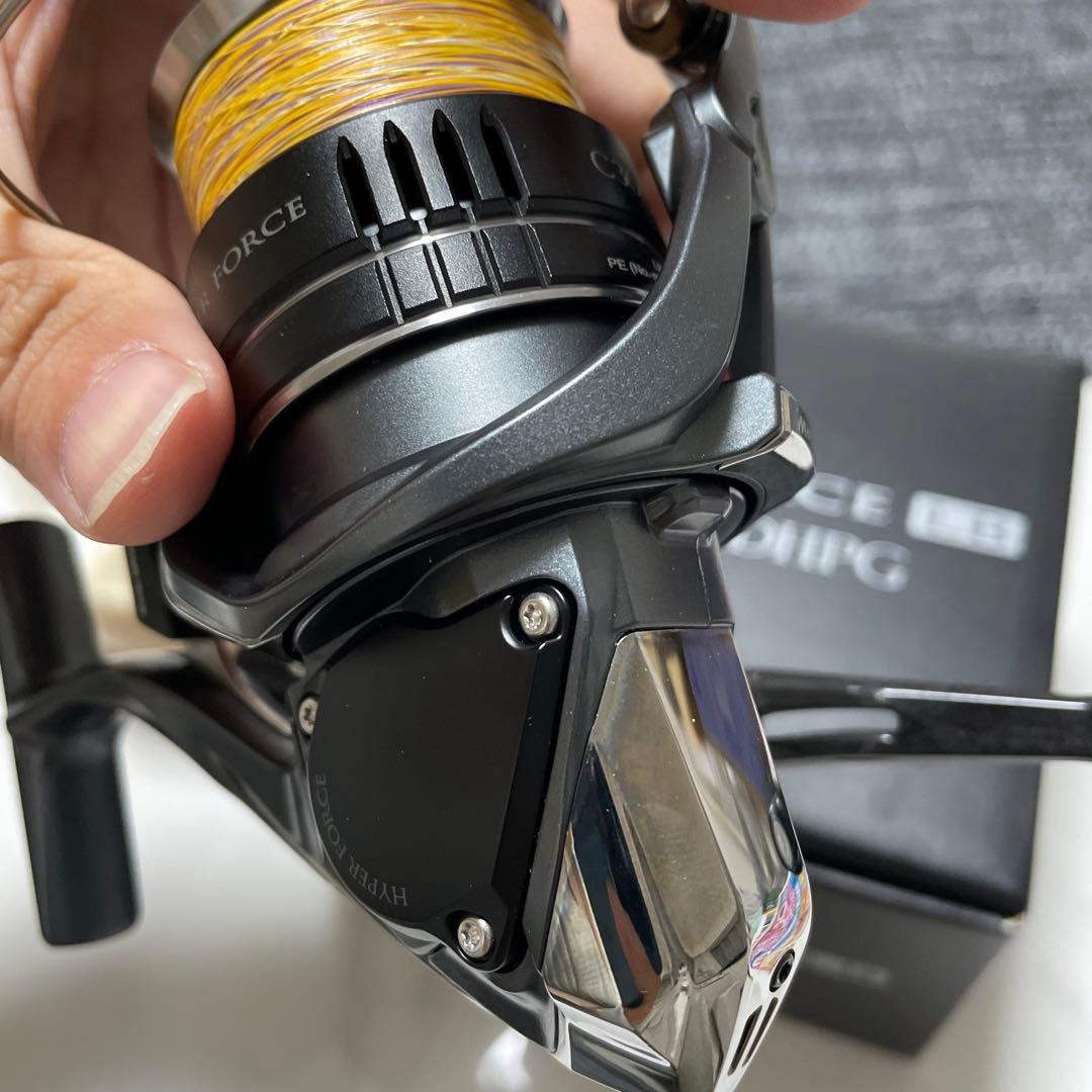 シマノハイパーフォースLB C3000MDHPG スピニングリール