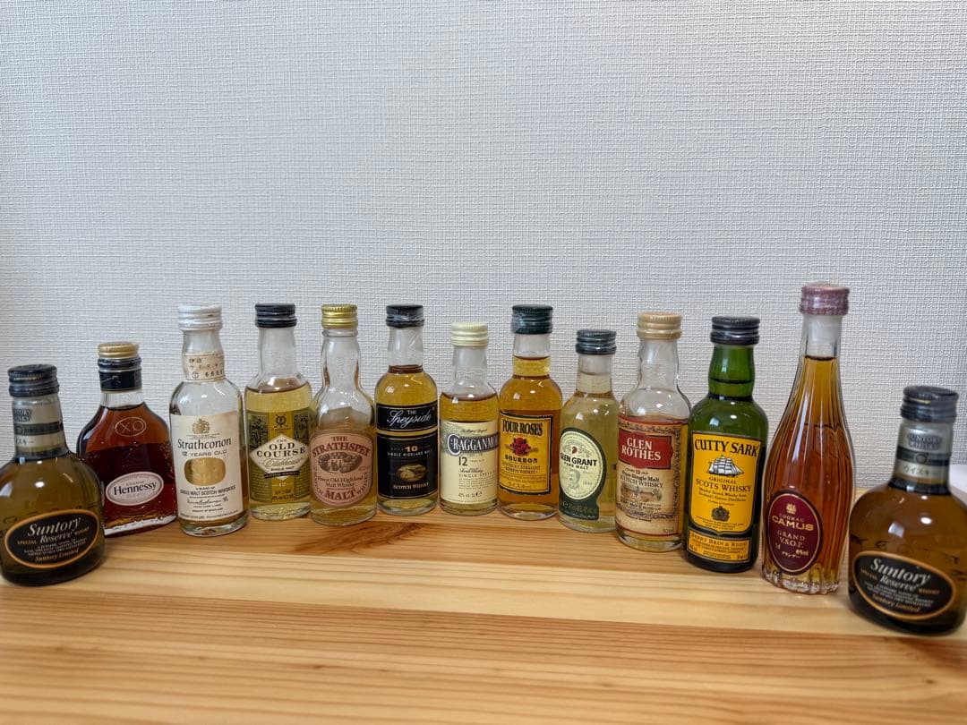 k*o様 サントリー他　ミニチュアボトルウイスキー 19本セット