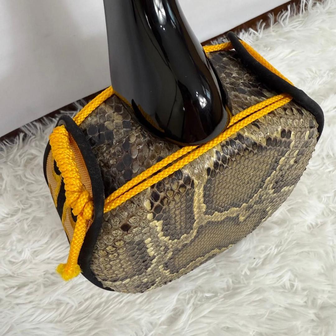 【美品】沖縄三味線 蛇皮（合皮） ソフトケース付き　87-7
