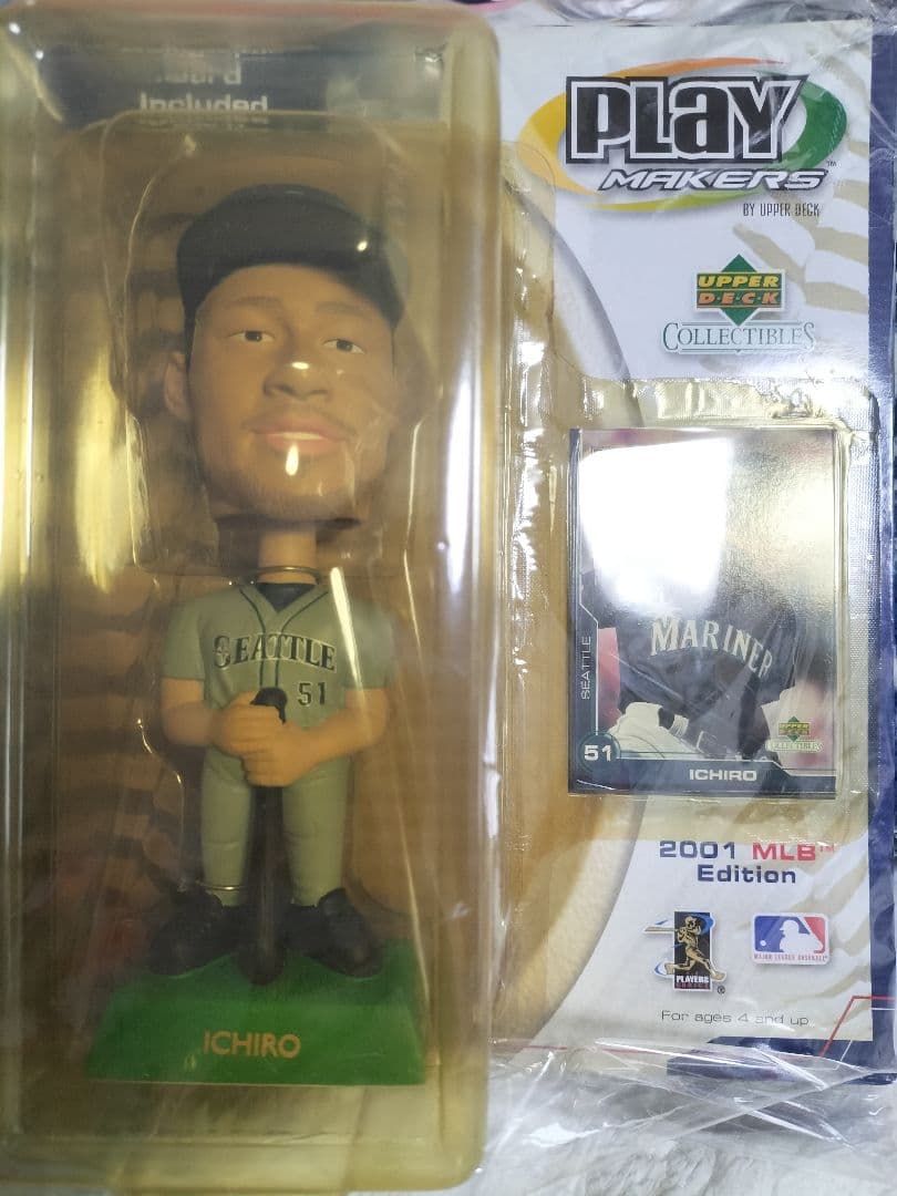 イチロー フィギュア＆カードセット 2001年MLB　日米殿堂入り 激レア