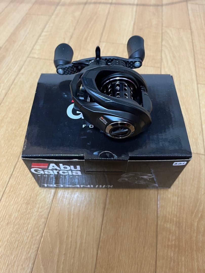 Abu Garcia ROXANI BF8 未使用