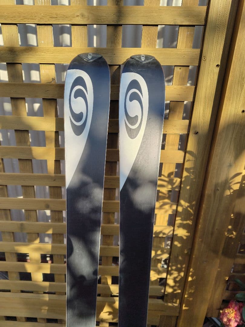 SALOMON カービングスキー ビンディング付き