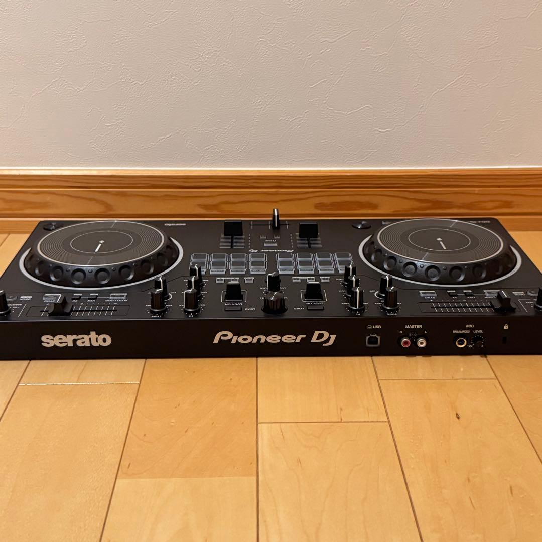 美品　Pioneer DJ DDJ-REV1 コントローラー 本体のみ