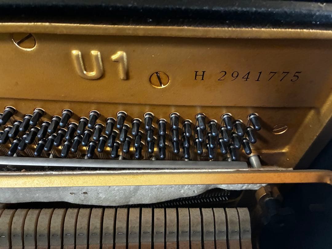 YAMAHA アップライトピアノ 黒 椅子付き