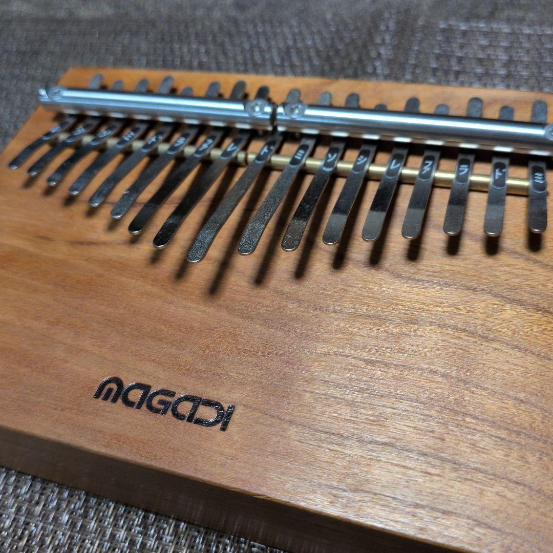 MAGADI M17　 美品　カリンバ