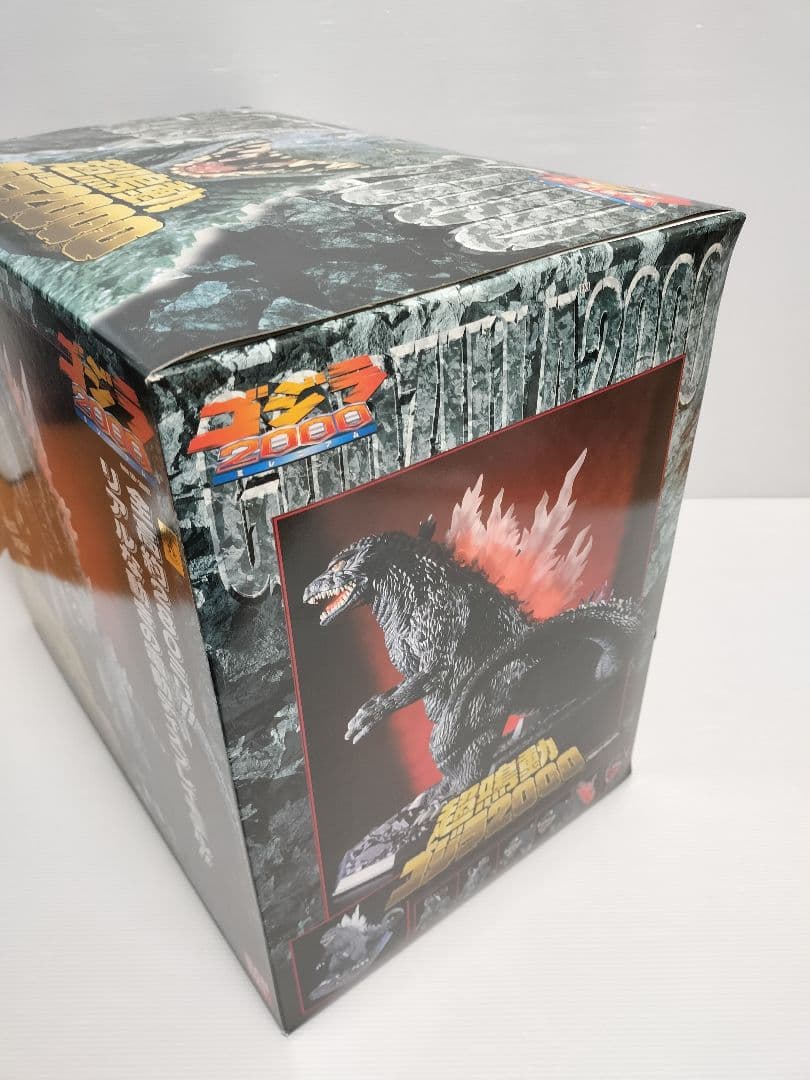 デッドストック 新品 バンダイ 超鳴動 ゴジラ 2000 ミレニアム