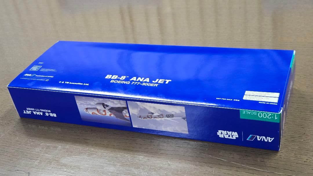 ANA BB-8 1/200 スターウォーズ BOEING 777