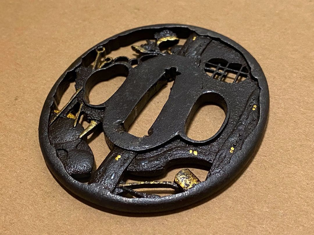 刀装具　鉄鍔　鐔　② 武具　刀