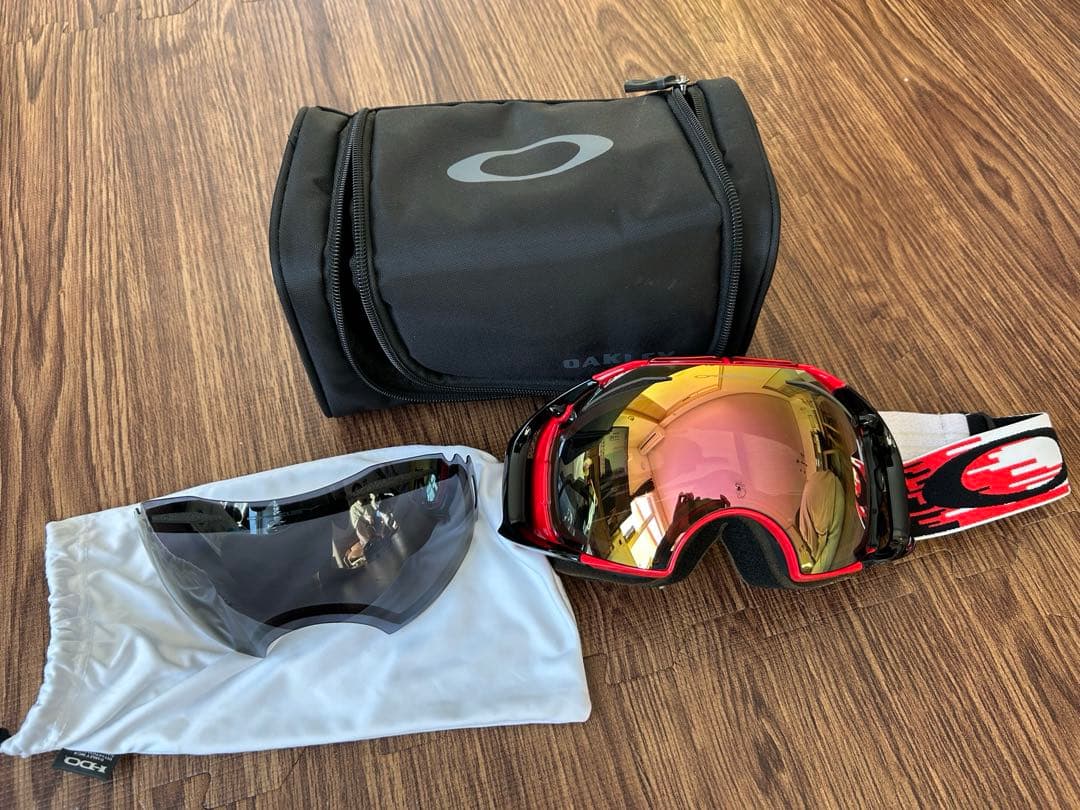 Oakley ゴーグル ミラー加工 レッド