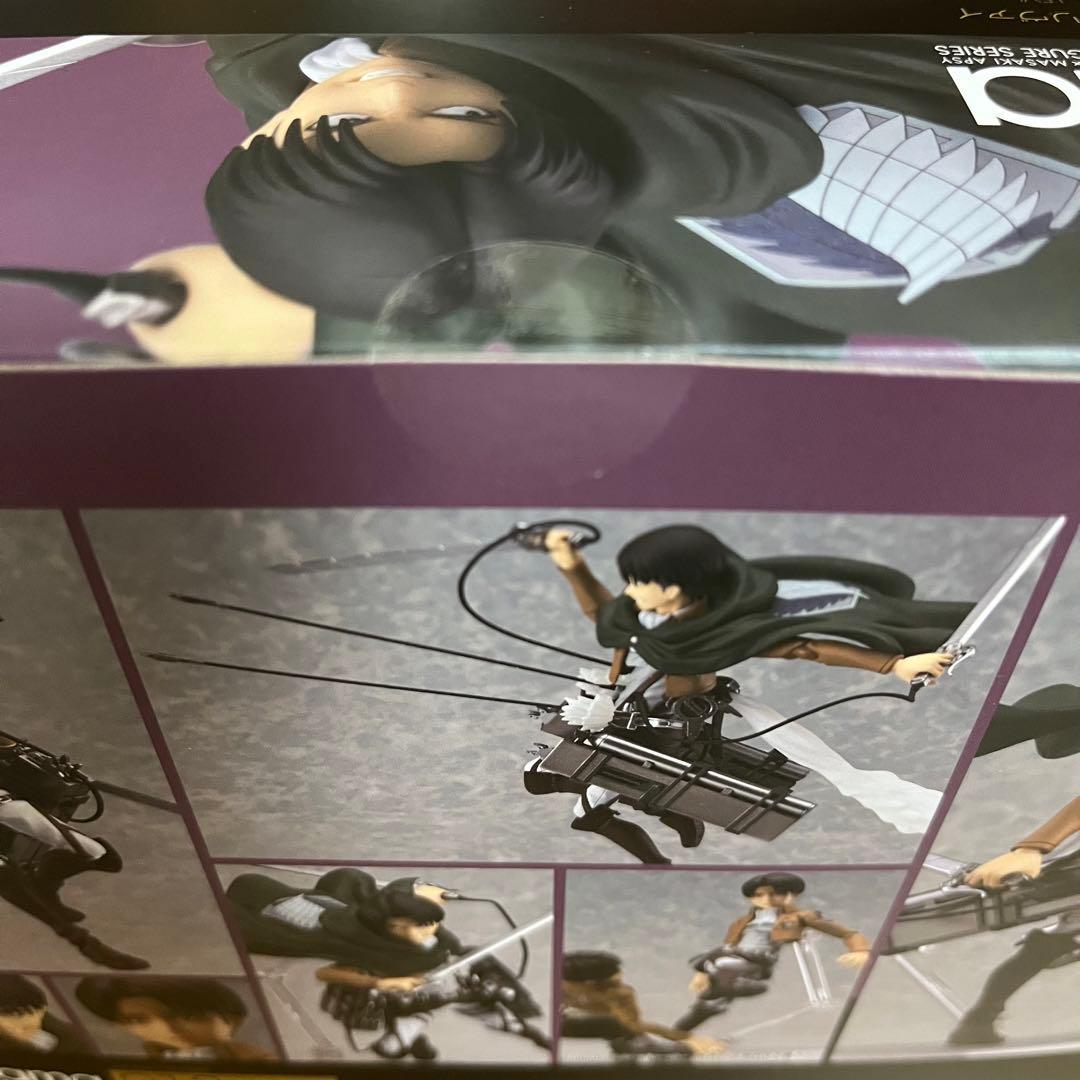 進撃の巨人　リヴァイ　フィギュア　figma