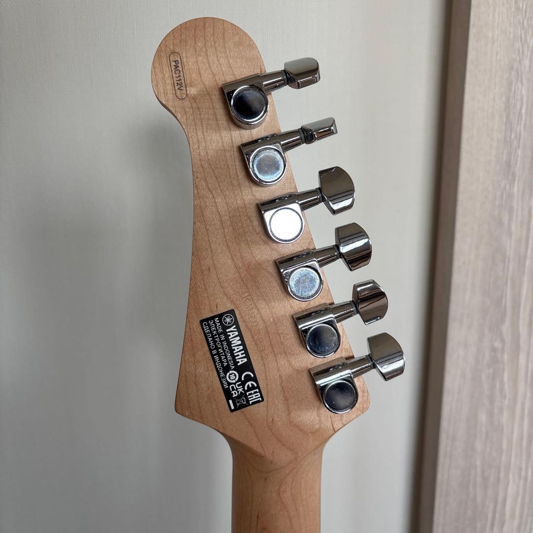 YAMAHA PACIFICA 112V 人気色　美品　ケース＋おまけ付き