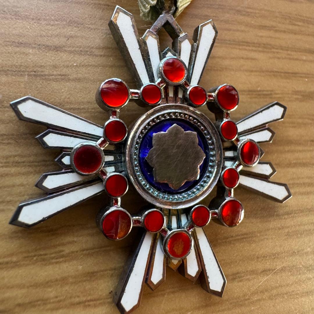 日本軍の勲章　勲六瑞宝章？