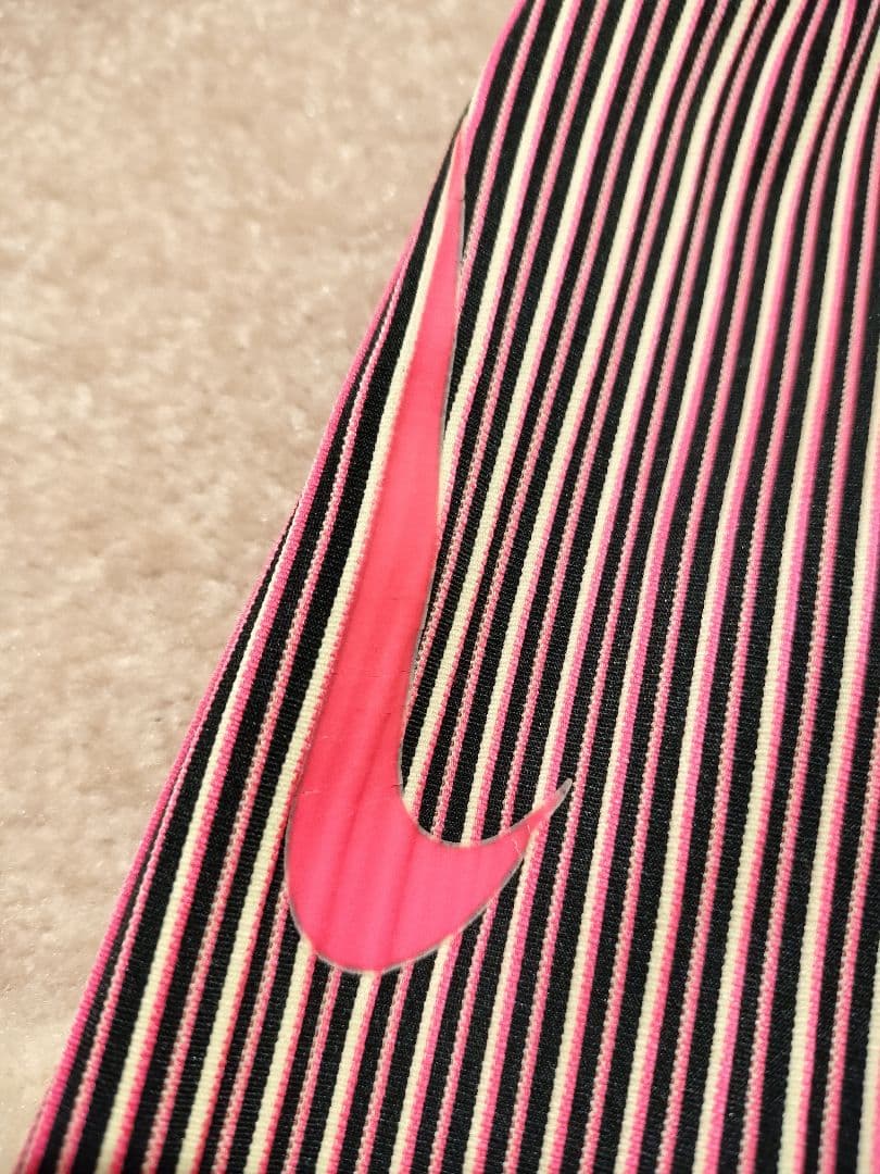 ナイキ　エアロスイフト　タイツ