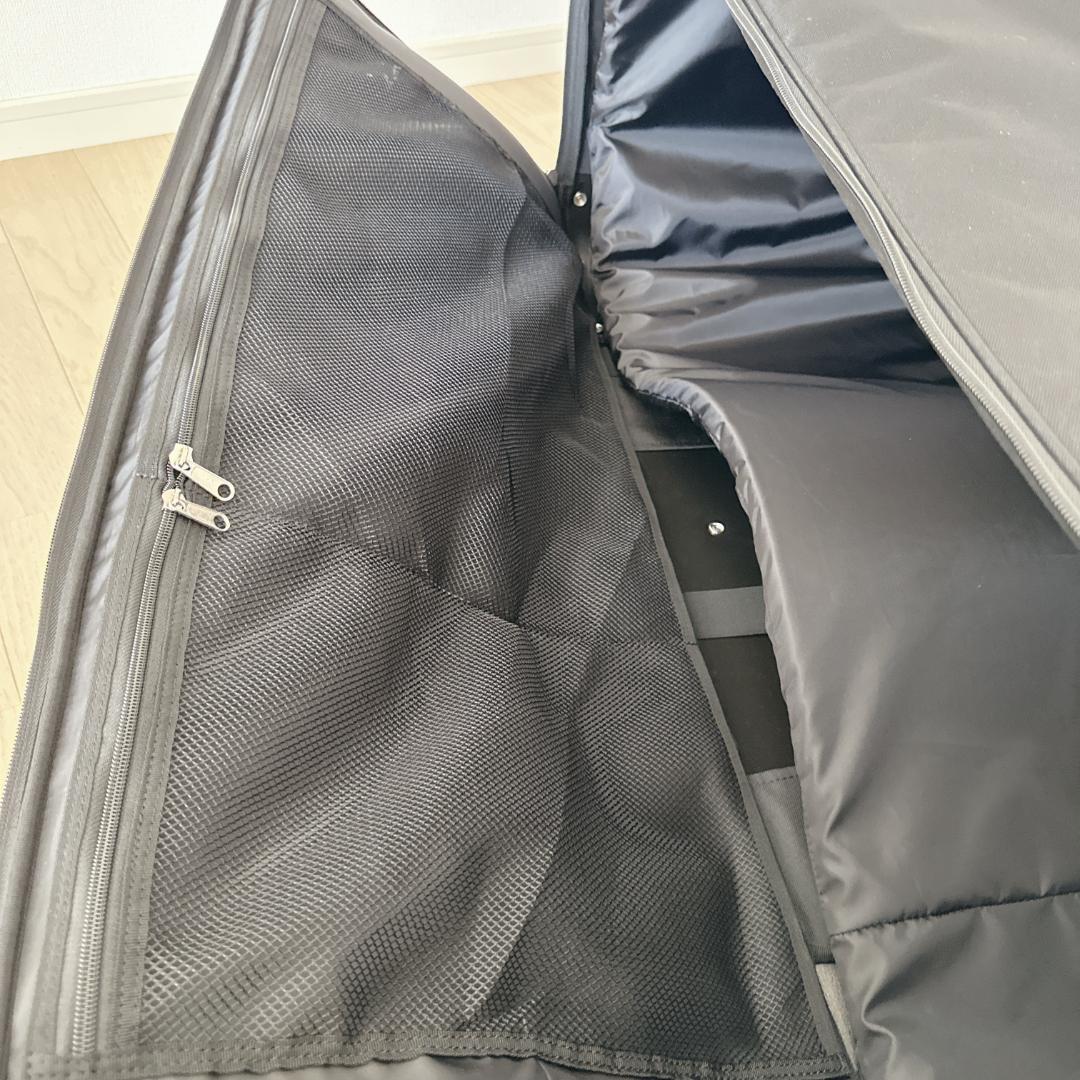 メルセデスベンツ×タイトリスト　ゴルフバッグ　トラベルケース　黒色　ホイール付き