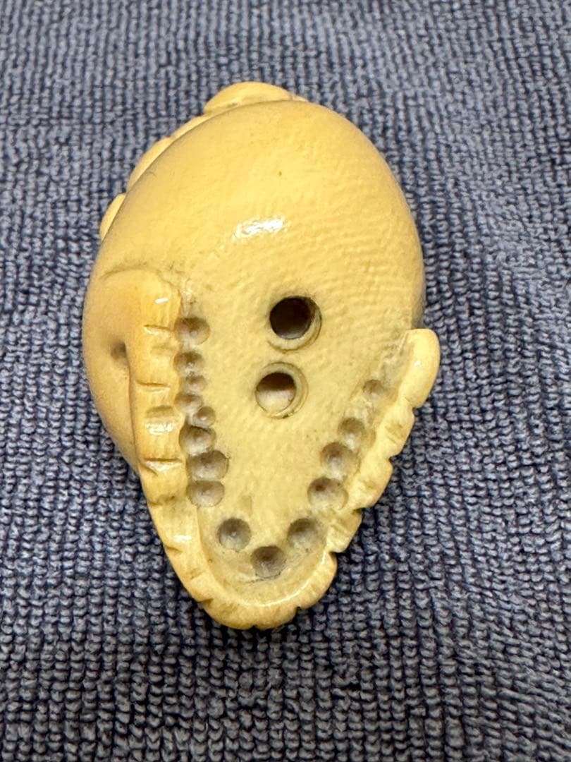 極上　根付　江戸　サル　髑髏　天然素材　置物　古美術品　 細密細工　骨董