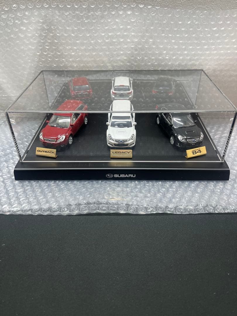 SUBARU レガシィ　B4　アウトバック 1/43スケール 3台セット