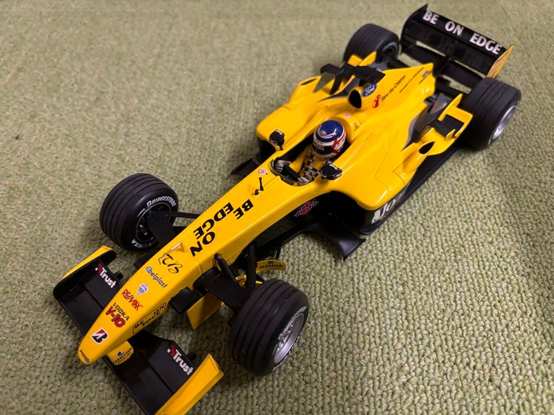 【ミニチャンプス　ジョーダン　フォード EJ14 2004年　1/18】