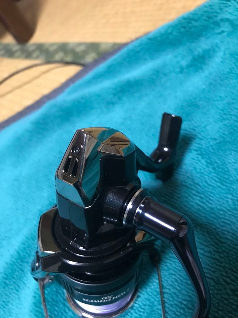 SHIMANO 25TWIN POWER XD 4000XG スピニングリール