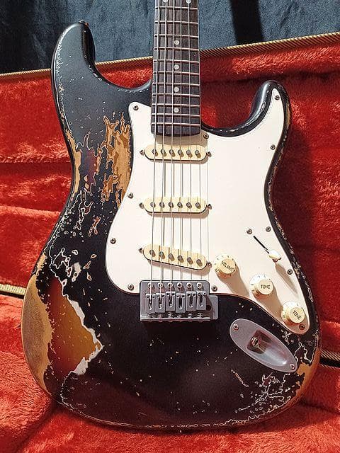 ☆Ultimate Relic Multilayer Stratocaster