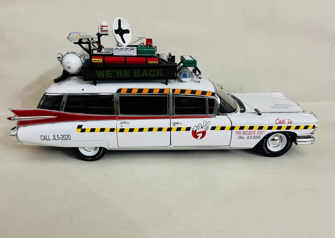 ホットウィール Ghostbusters Ecto 1A 1:18 ミニカー