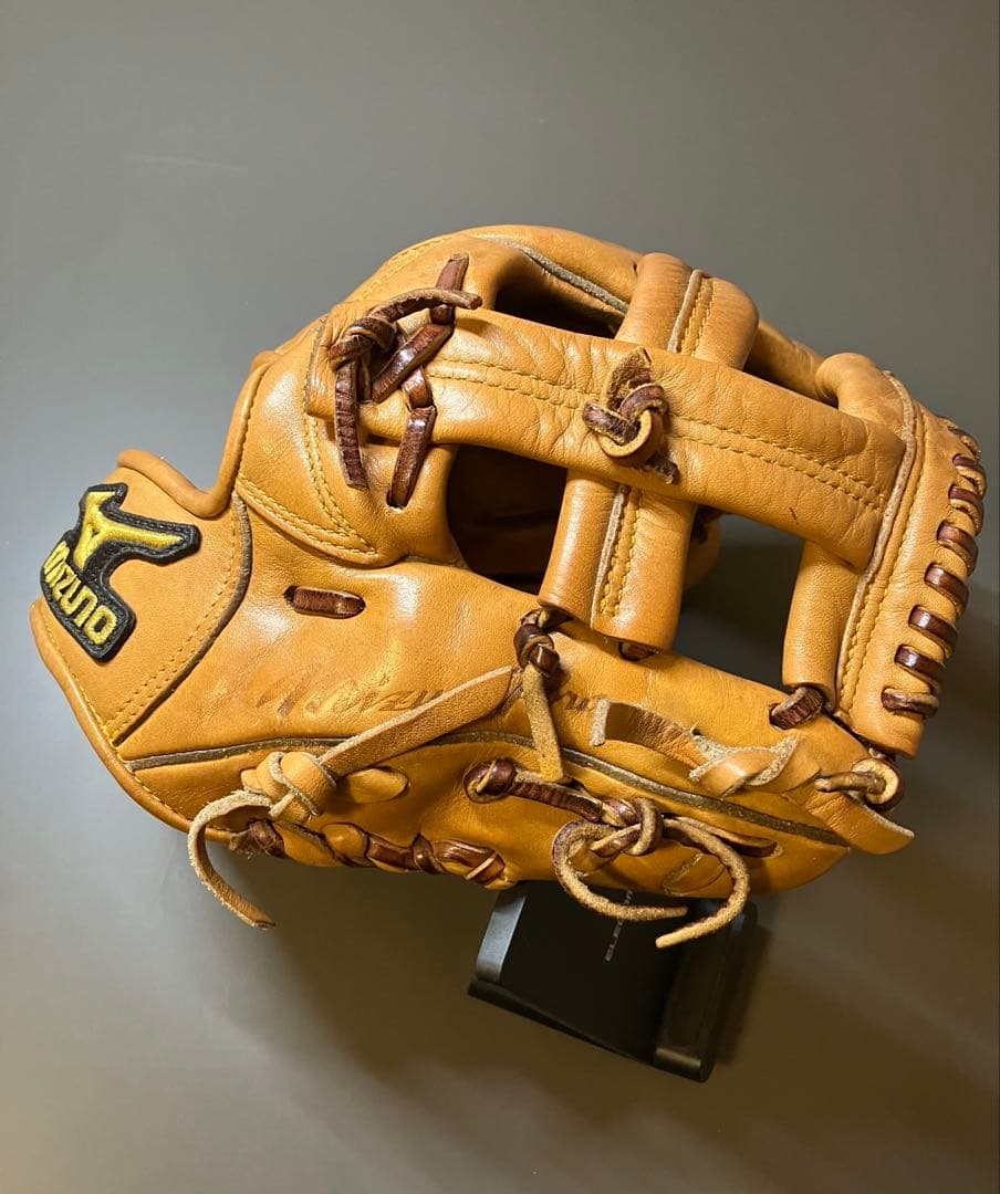 【型よし】ミズノプロ　軟式　内野手用グローブ