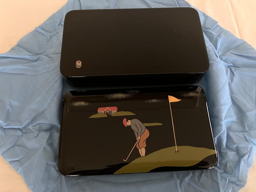 【収集家を驚かせるレア物漆器：コンペの賞品に】　象彦　極上『ゴルフパット図小箱』