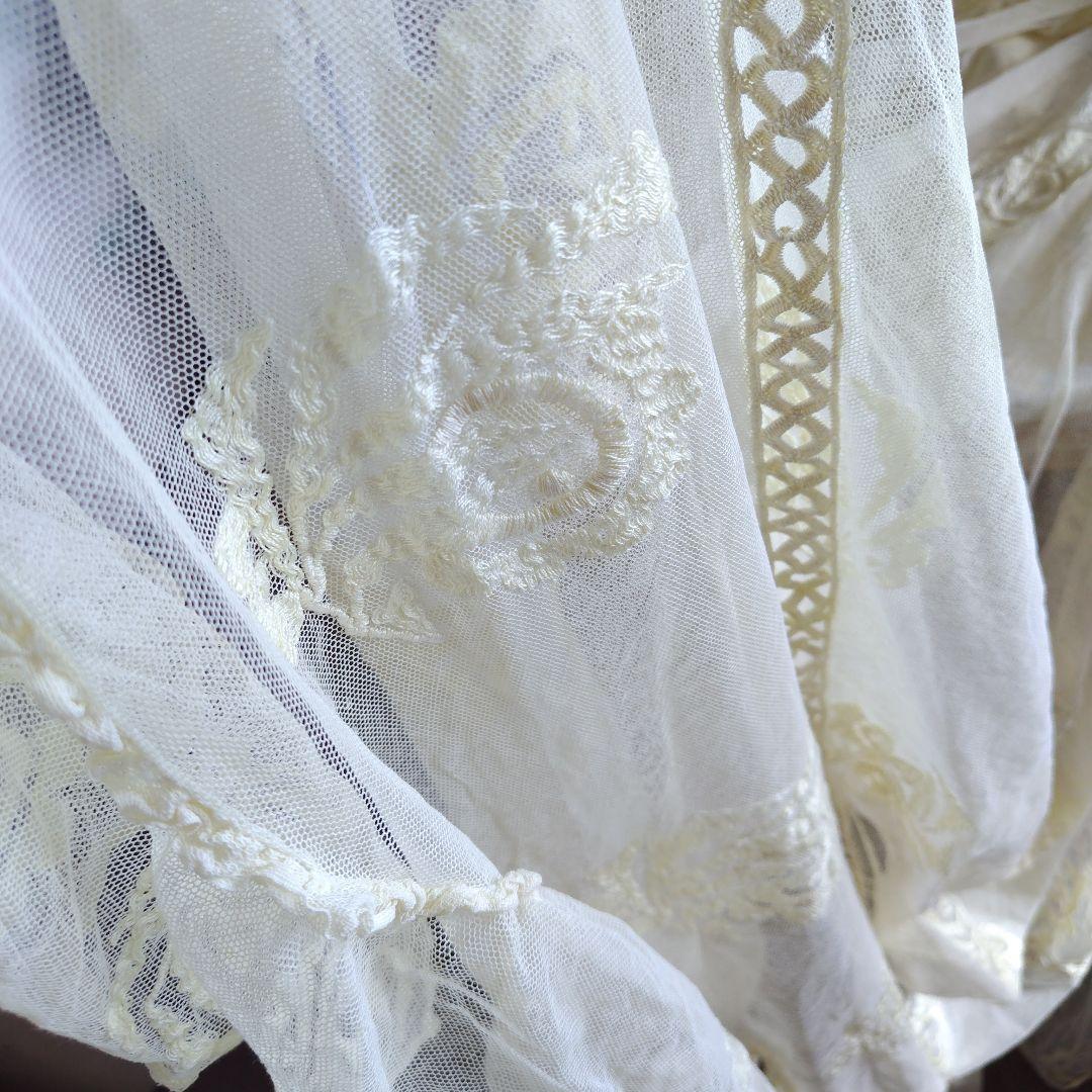 フランスアンティークチュール　ベッドカバー