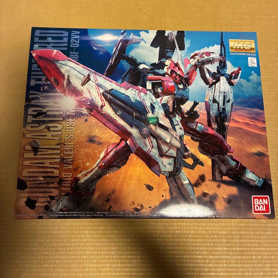 ＭＧ 1/100 ガンダムアストレイ ターンレッド　未組み立て品