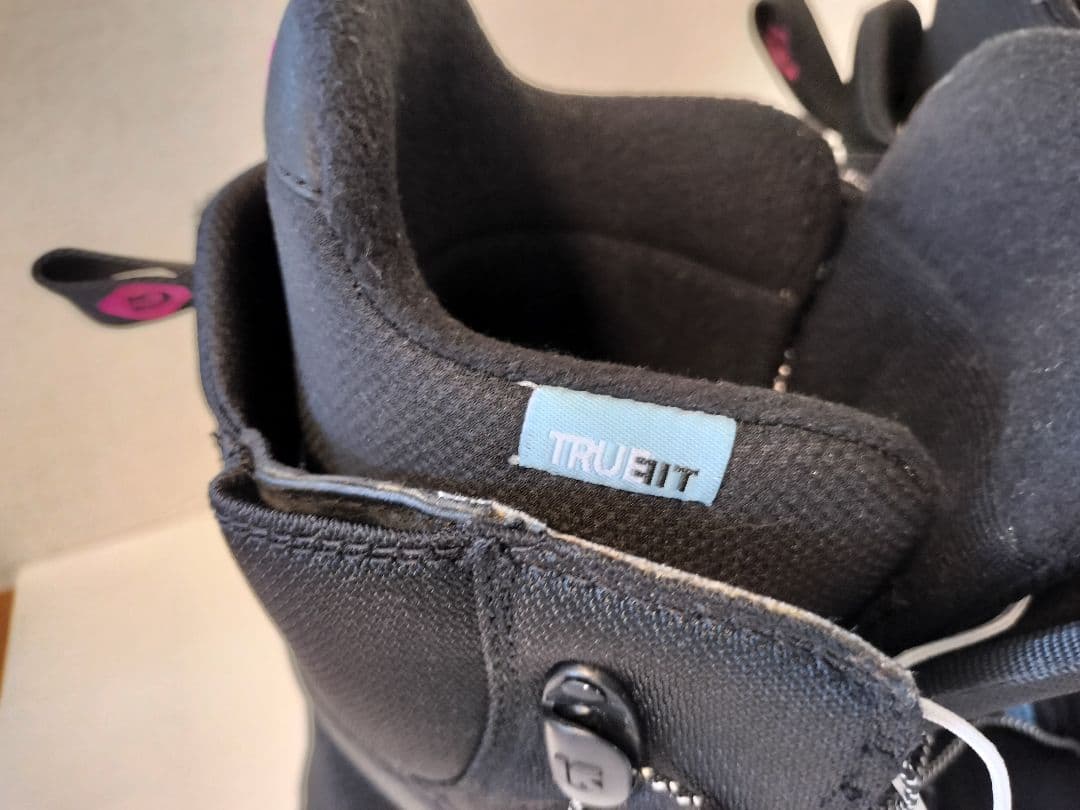 超美品 BURTON バートン Mint スノーボードブーツ 23.5cm