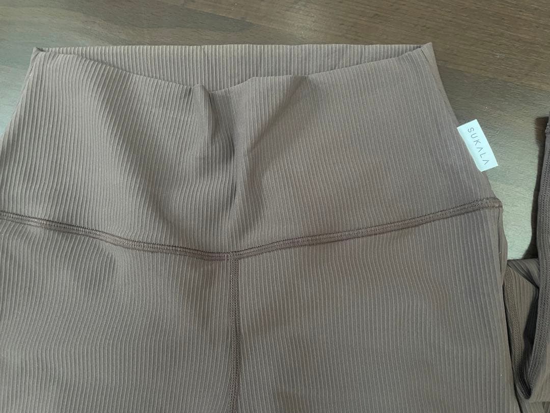 SUKALA⭐︎リブトレンカレギンス Mサイズ ブラウン 足首オープン