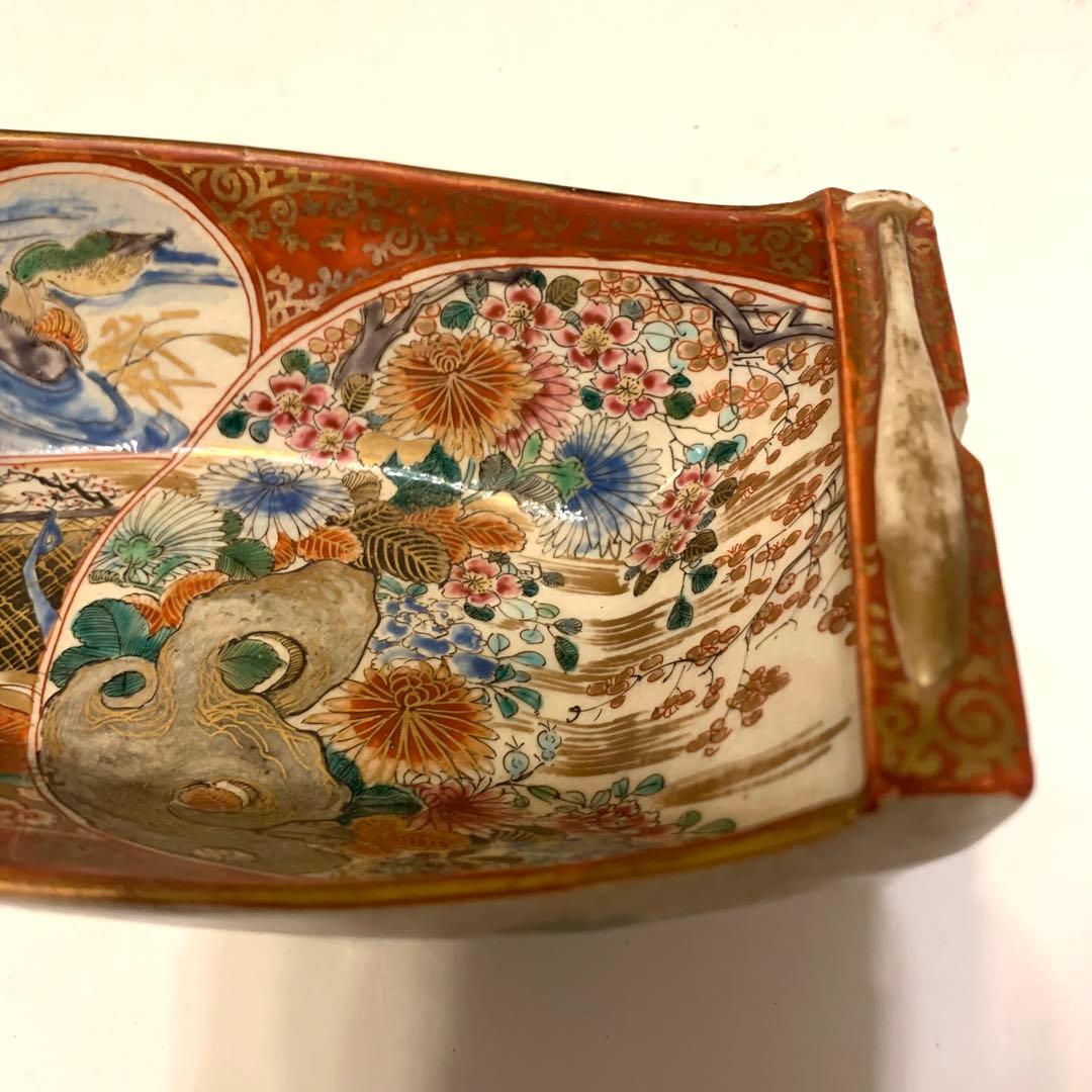 【時代物】古九谷　舟型船頭人形金彩鴨平安美人後姿草花図飾皿　幕末〜明治