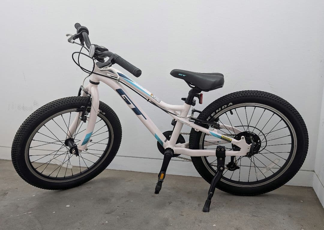 『週末価格！』 GT STOMPER ACE 20インチ キッズバイク 7段変速