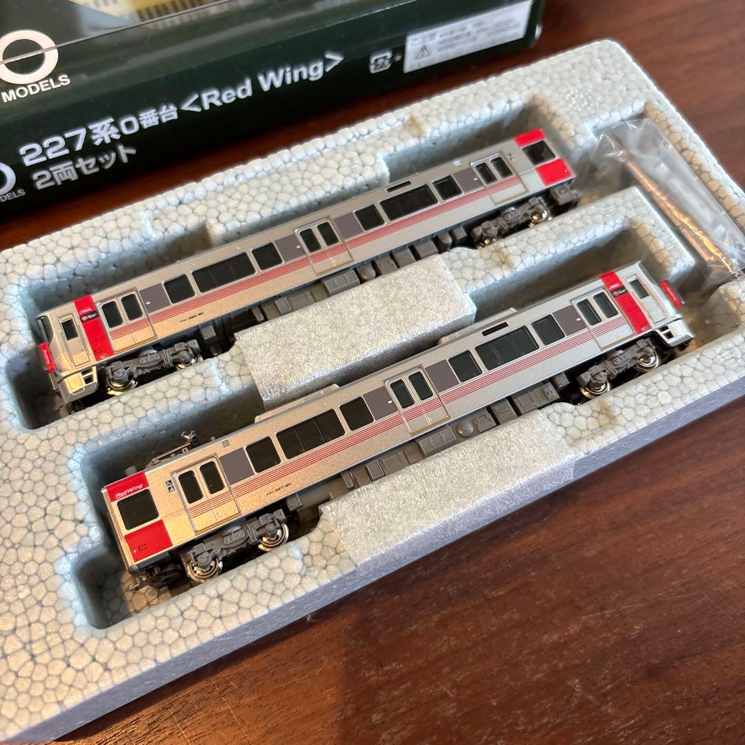 KATO 227系0番台 \"Red Wing\" 2両セット