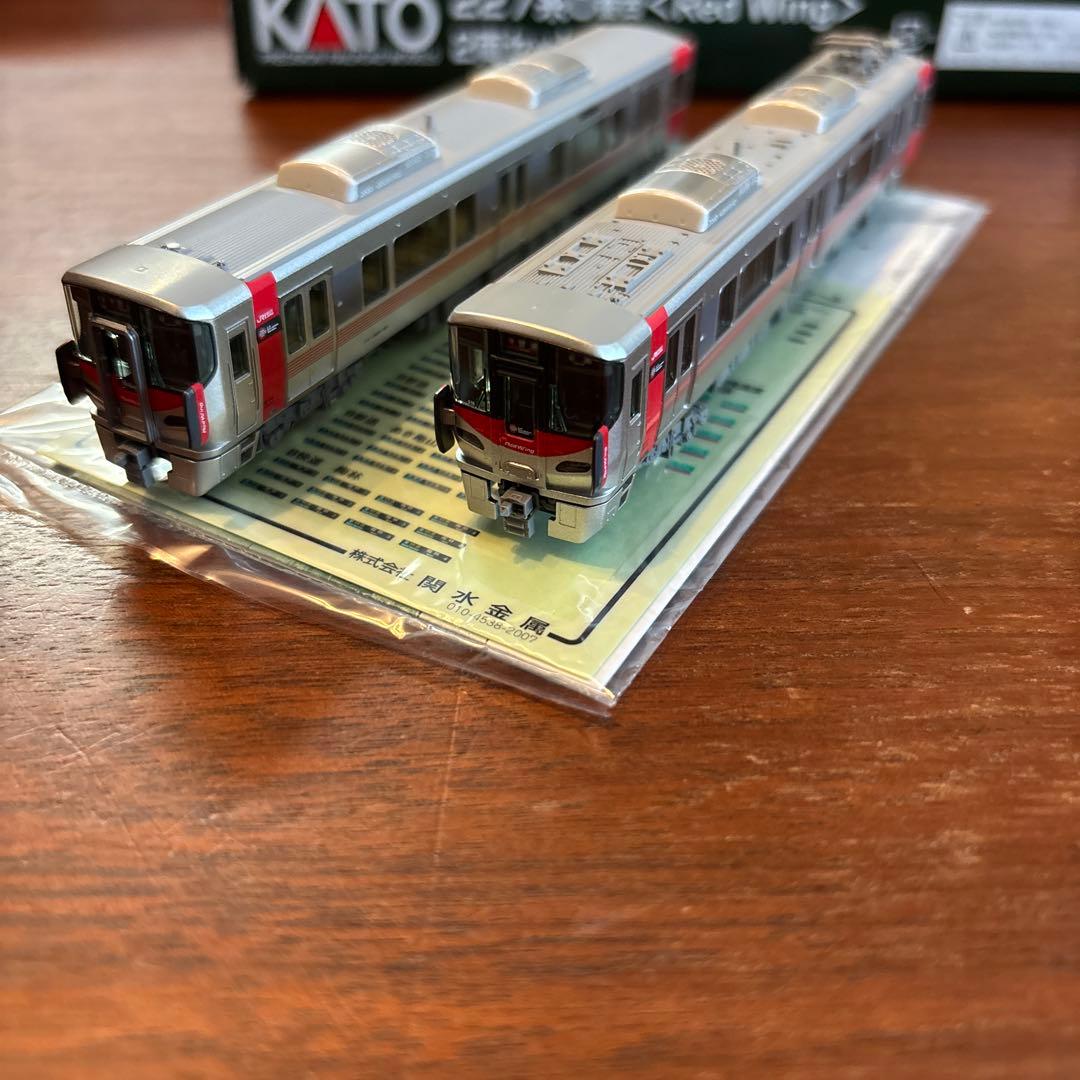 KATO 227系0番台 \"Red Wing\" 2両セット