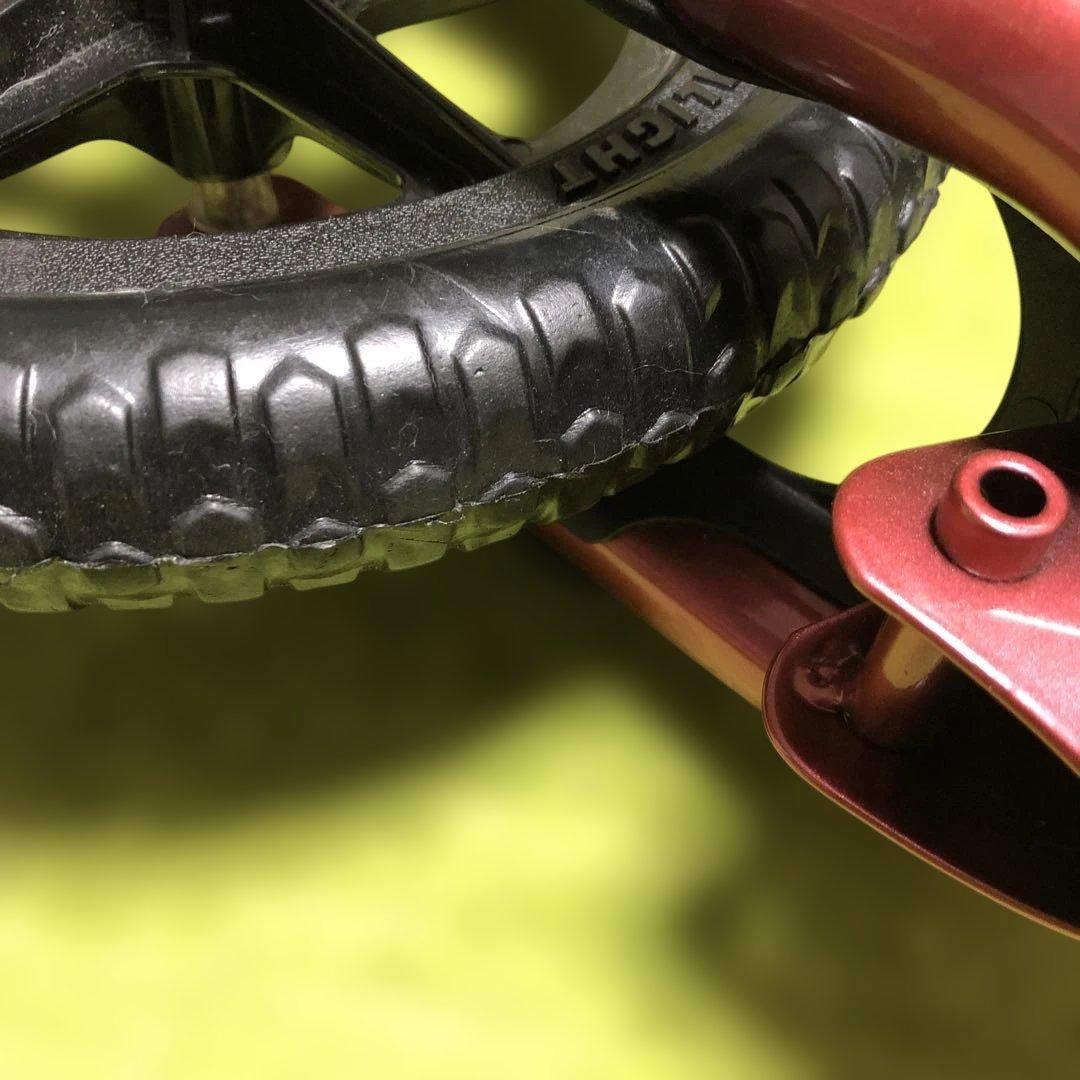 美品 ストライダーPRO マルーン 限定色 キックバイク　　本体