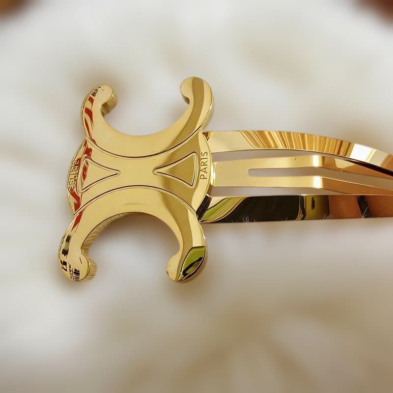 CELINE トリンフスナップヘアクリップ