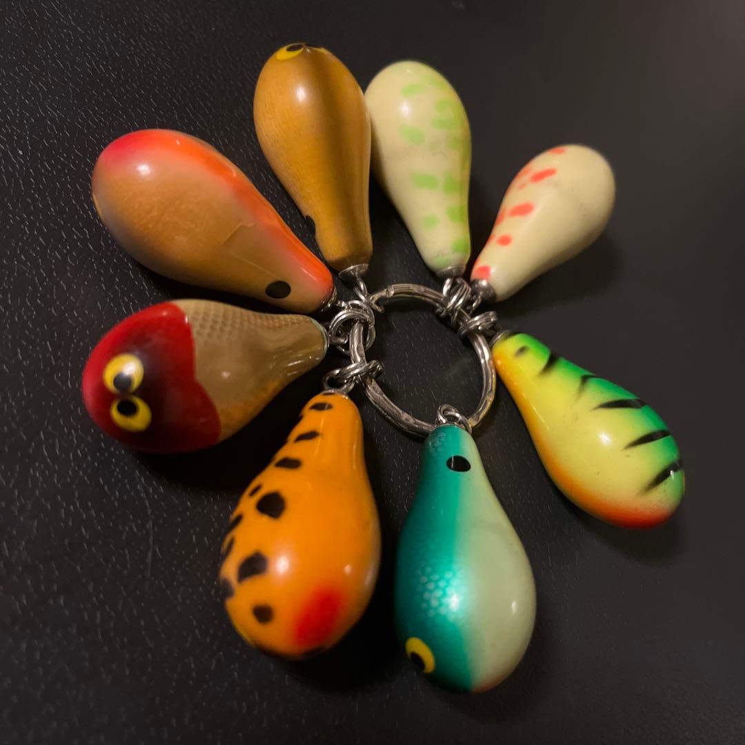 ザウルスバルサ50 キーホルダー8個セット